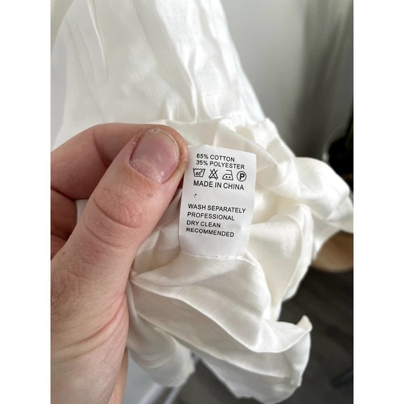 Summer White Dress with open back - Picture 4 of 6